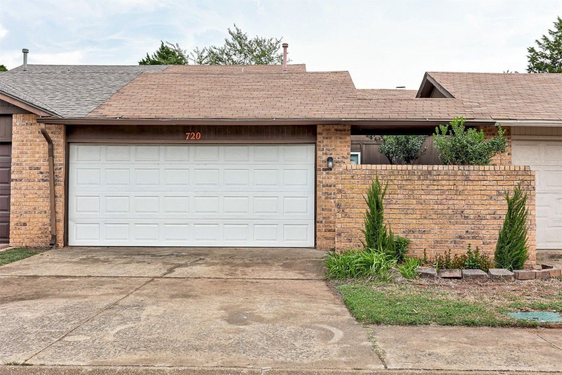 0.07 Acres, 720 Stonecroft Circle, Edmond, OK 73034 Land and Farm