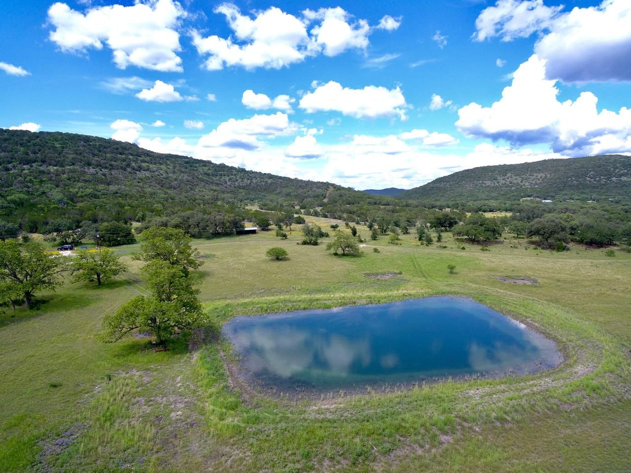 437 acres in Concan, TX, 78838 Land and Farm