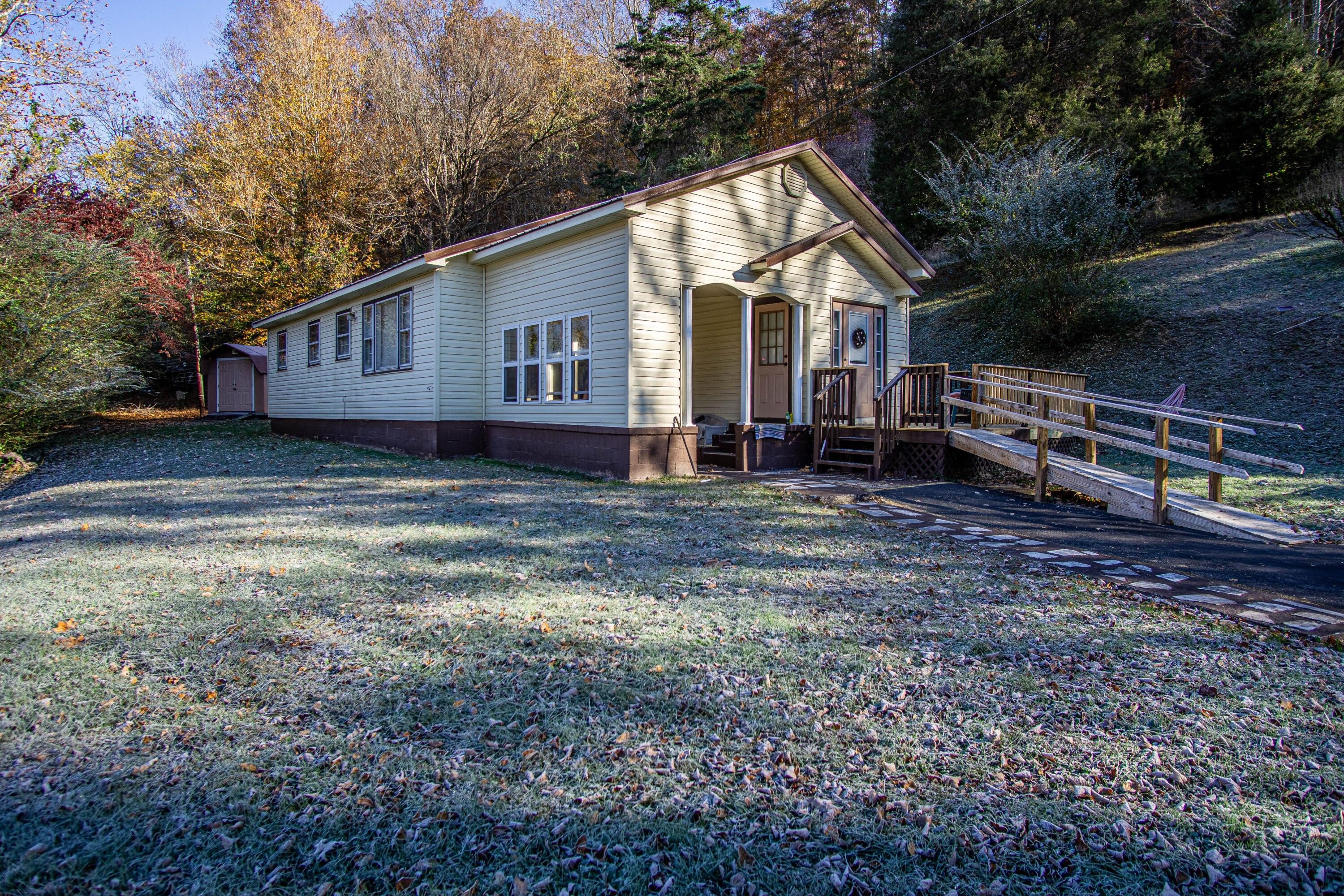 14 Acres, 9335 Highway 987, Miracle, KY 40856 Land and Farm