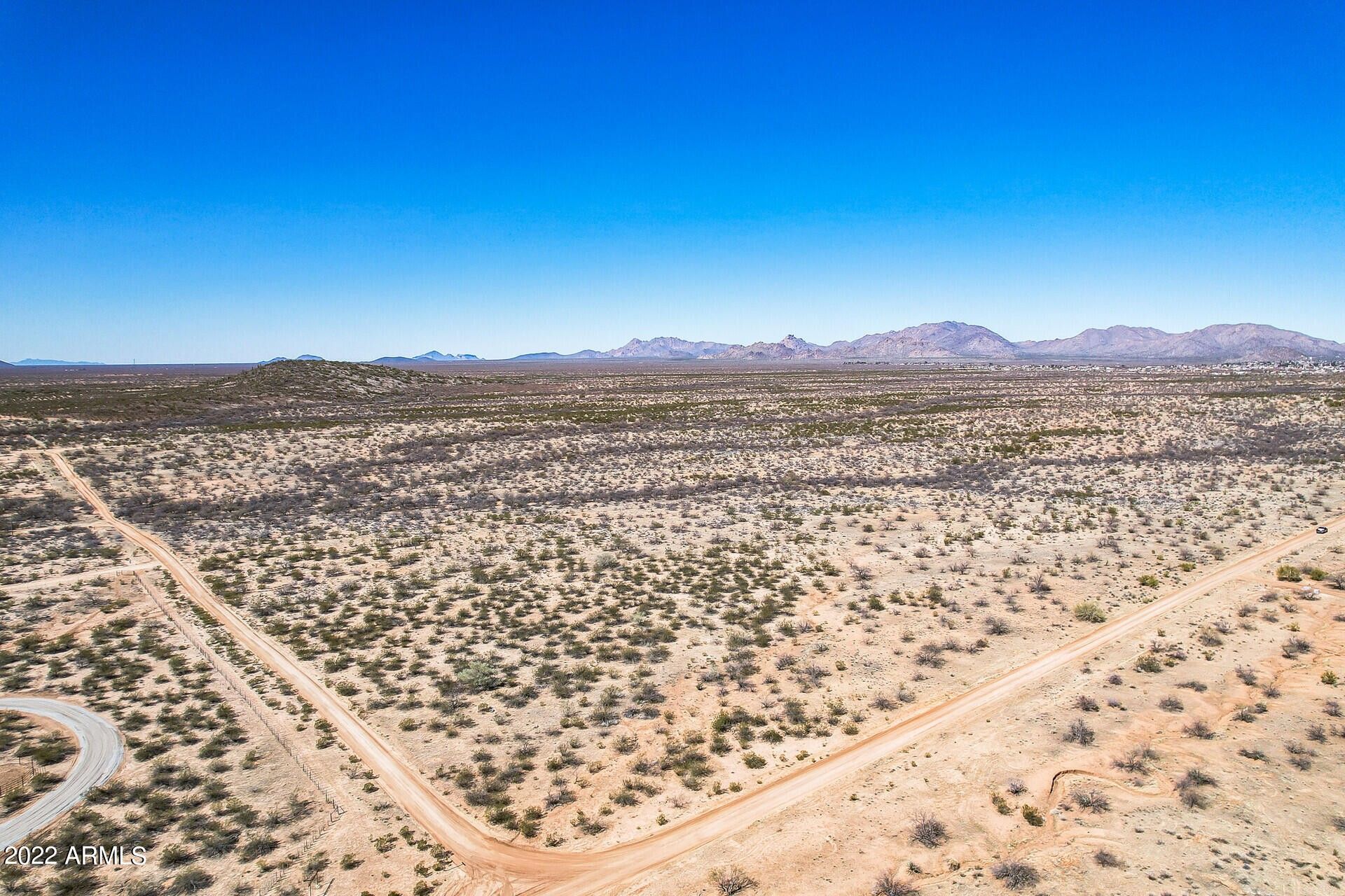 20 Acres, SAGUARO HILL Trail, Congress, AZ 85332 Land and Farm