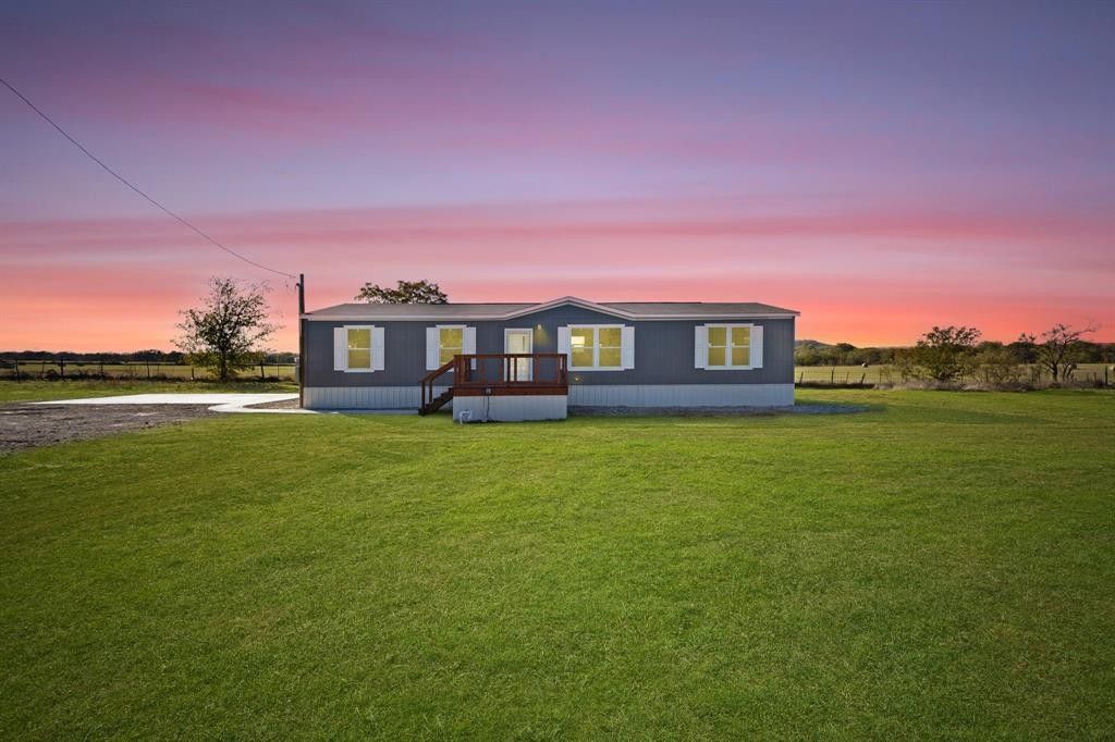 1.24 Acres, 20 Southwest Court, Mineral Wells, TX 76067 Land and Farm