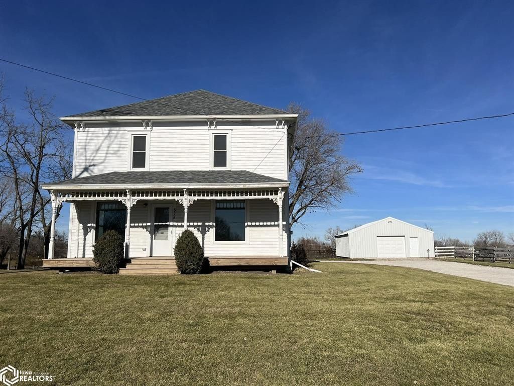 825 E Clay E, Osceola, IA 50213 MLS 6313274 Land and Farm