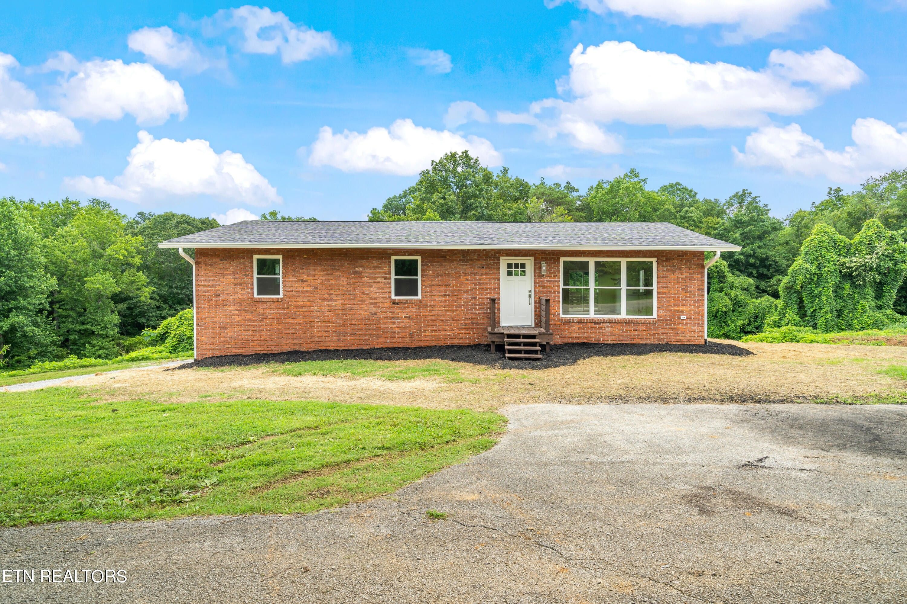 1.2 Acres, 145 Martin Circle, Harriman, TN 37748 Land and Farm