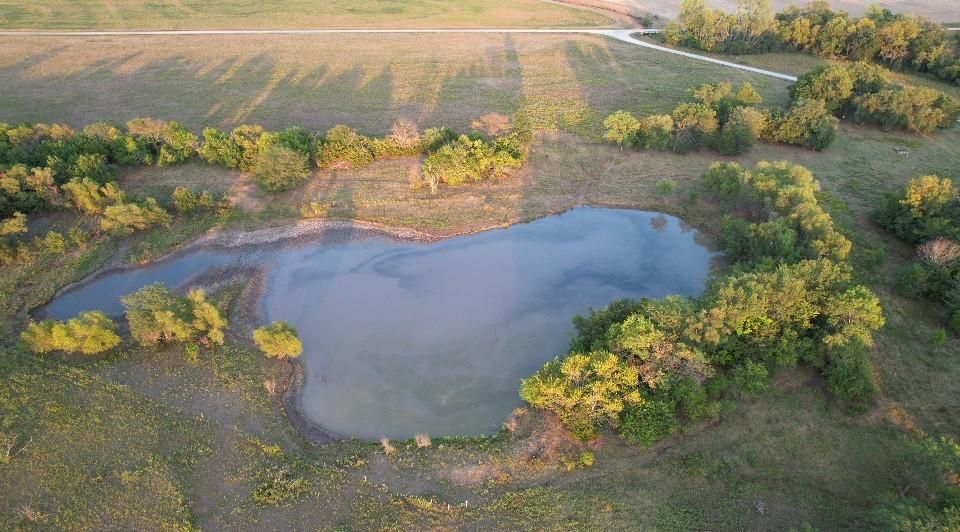 9th & Underwood, LeRoy, KS 66857 Land and Farm