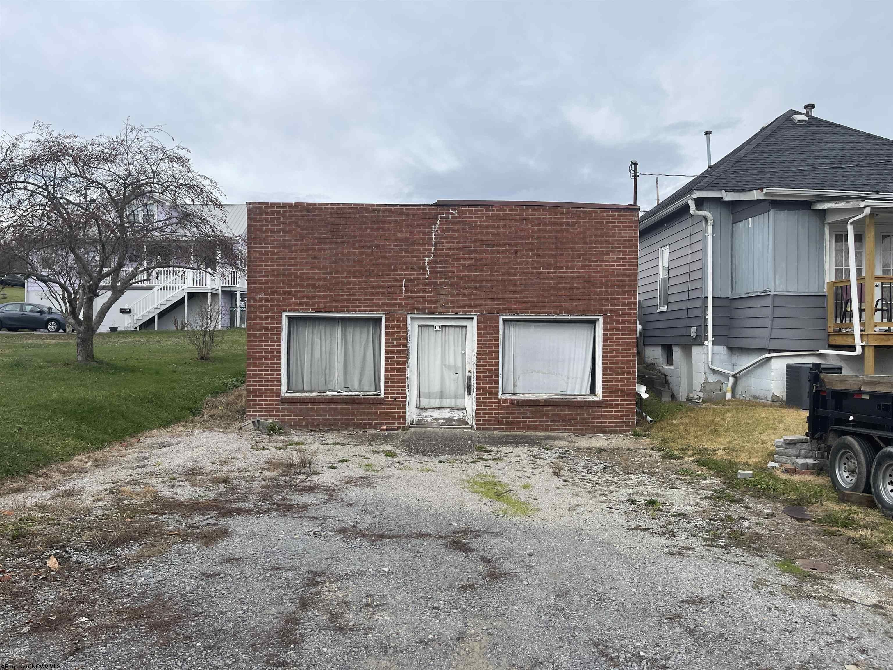 0.1 Acres, 605 Pennsylvania Avenue, Nutter Fort, WV 26301 Land and Farm