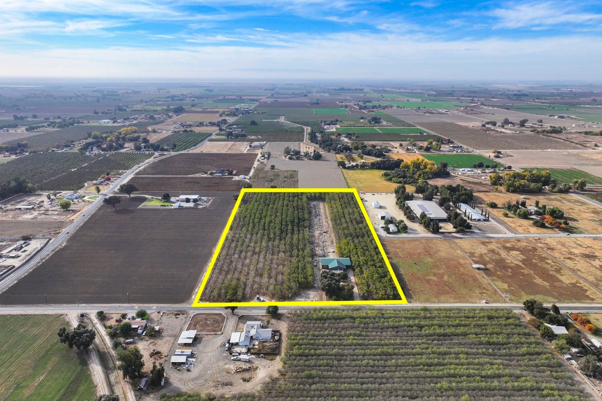 7290 20th Avenue, Lemoore, CA 93245 Land and Farm