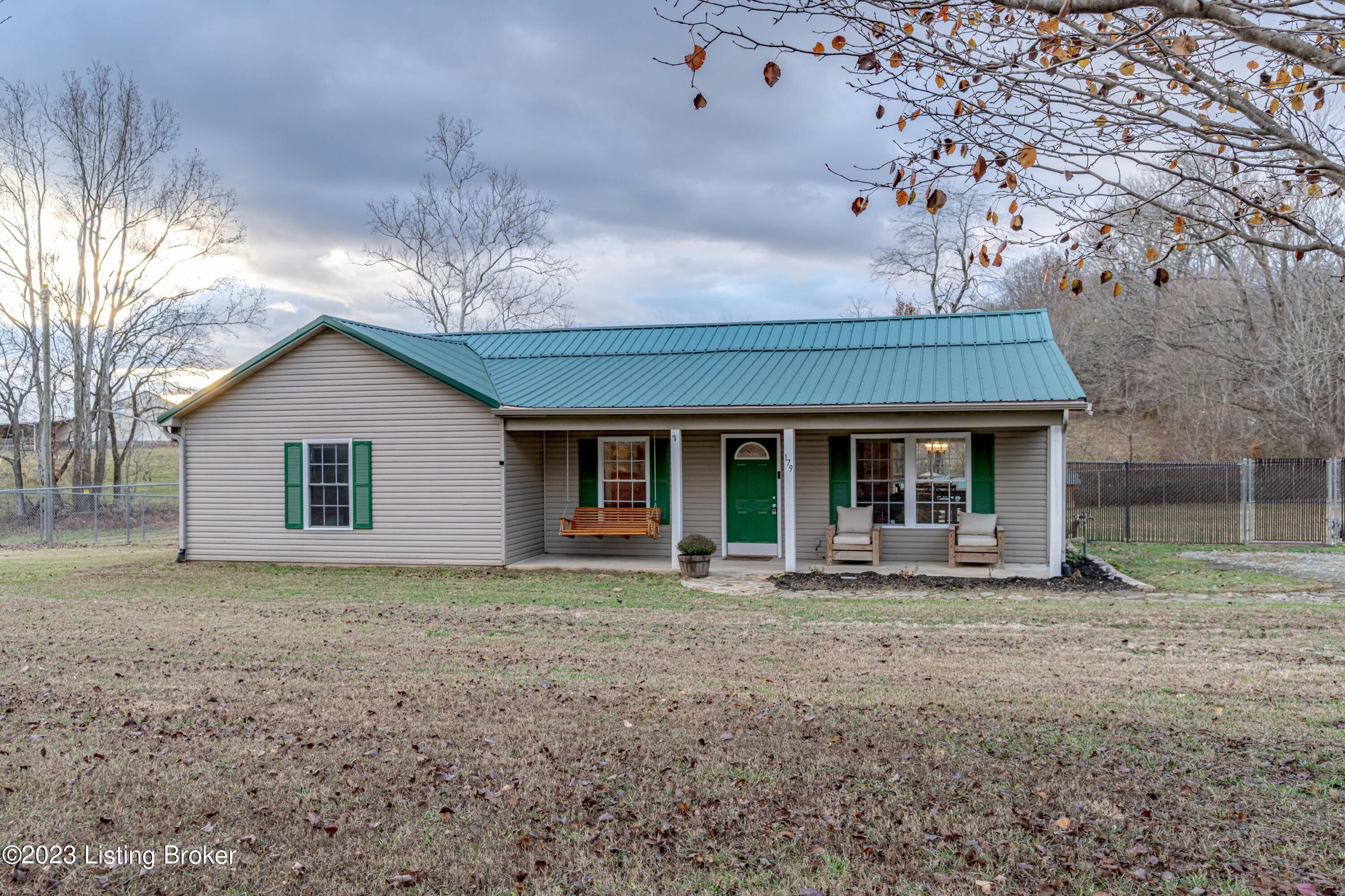 0.91 Acres, 179 Frank Smith Rd, Caneyville, KY 42721 Land and Farm