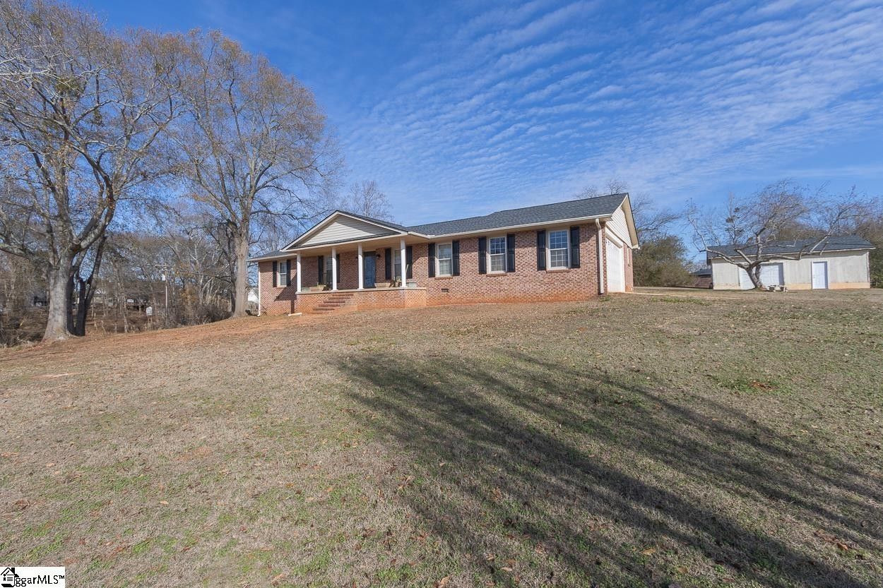1 Acres, 904 Parkwood Drive, Anderson, SC 29625 Land and Farm