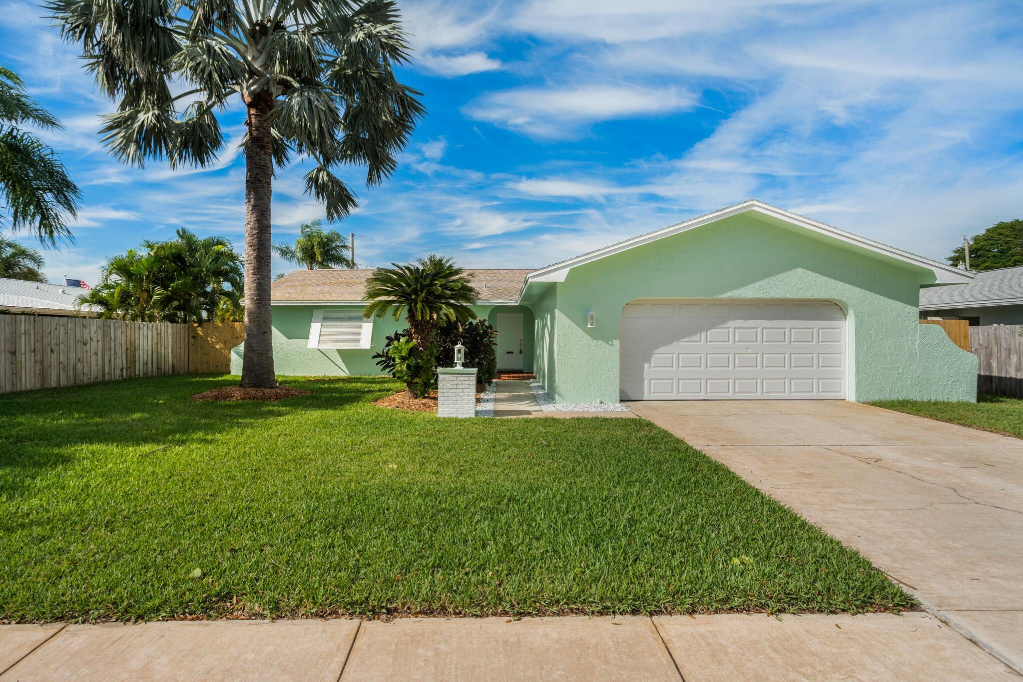 0.2 Acres, 239 Harbour Drive E, Indian Harbour Beach, FL 32937 Land