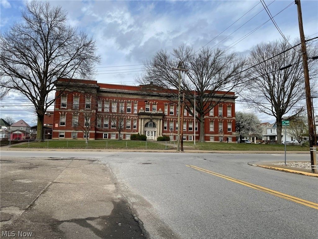 1.62 Acres, 1130 19th Street, Parkersburg, WV 26101 Land and Farm