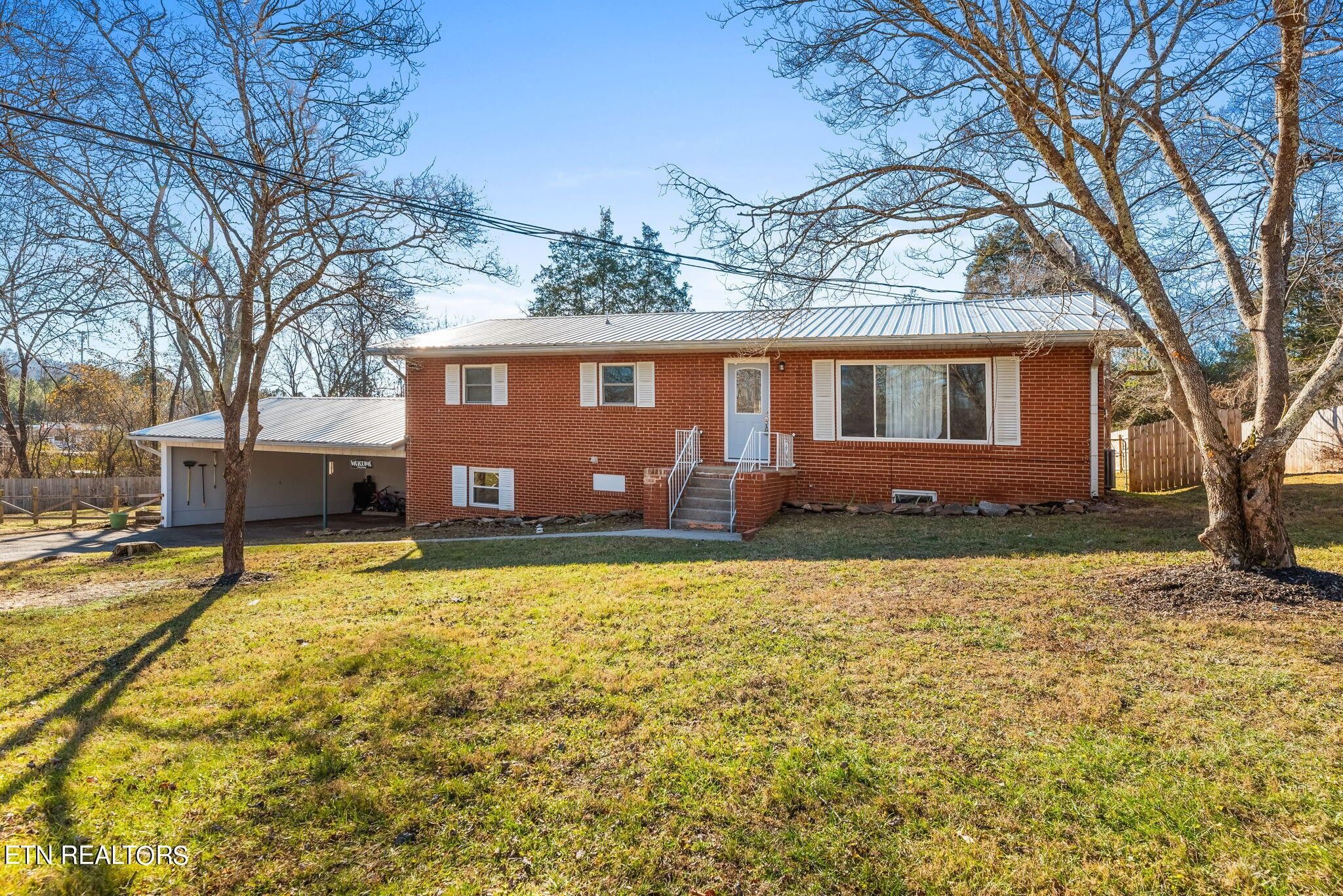 1.02 Acres, 105 Bradley Ave, Oak Ridge, TN 37830 Land and Farm