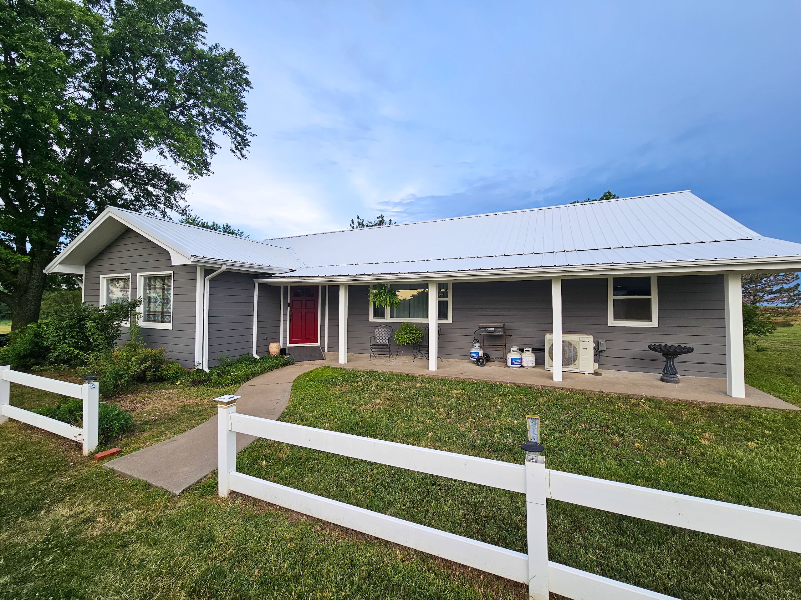 1173 M Ave, Council Grove, KS 66846 MLS 2443066 Land and Farm