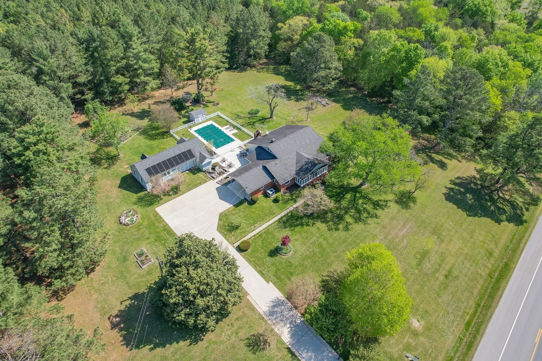 30 Acres, 1931 Wartrace Pike, Shelbyville, TN 37160 Land and Farm