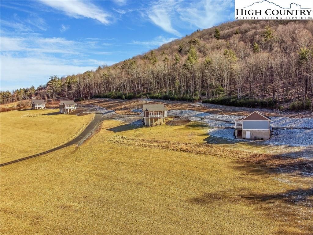 45.7 Acres, 337,413,& 190,132 Rugged Ridge Rd. & Bo Ln., West Jefferson