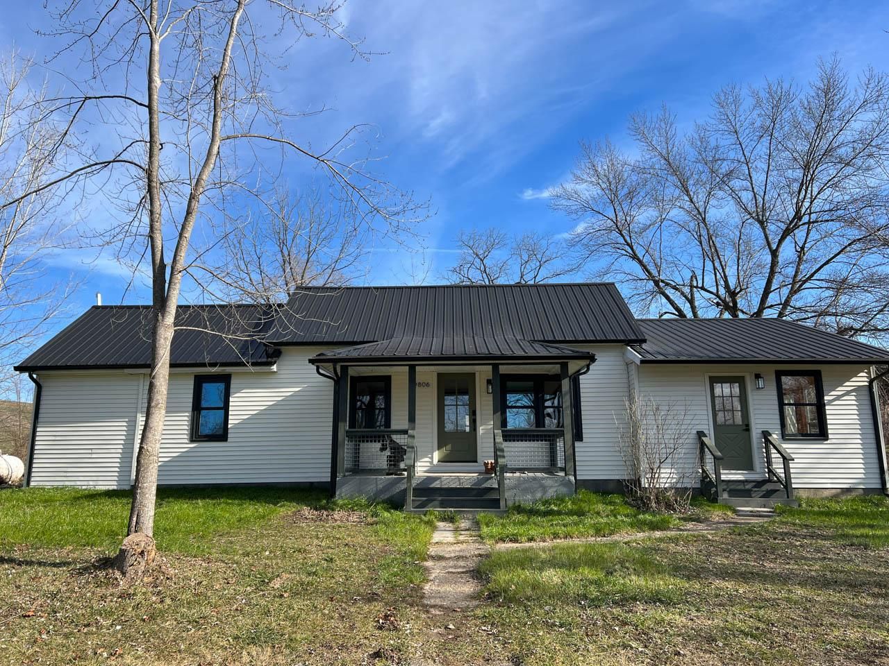 2550 E North St, Pleasant Hill, IL 62366 Land and Farm