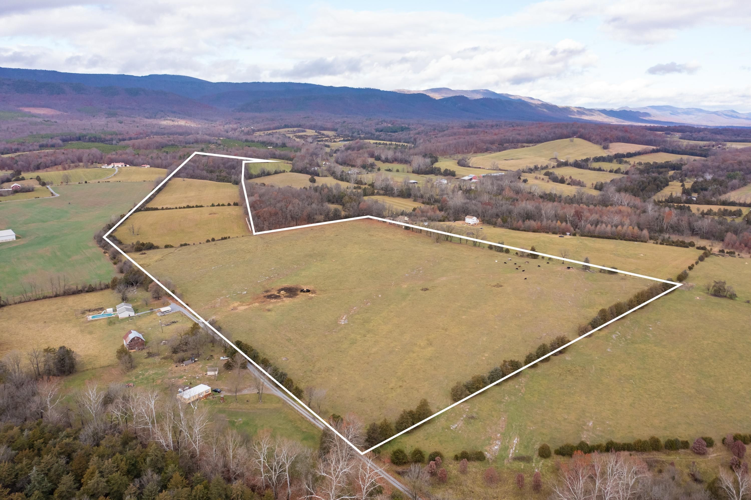 East Point Road, Elkton, VA 22827 MLS VARO2001286 Land and Farm