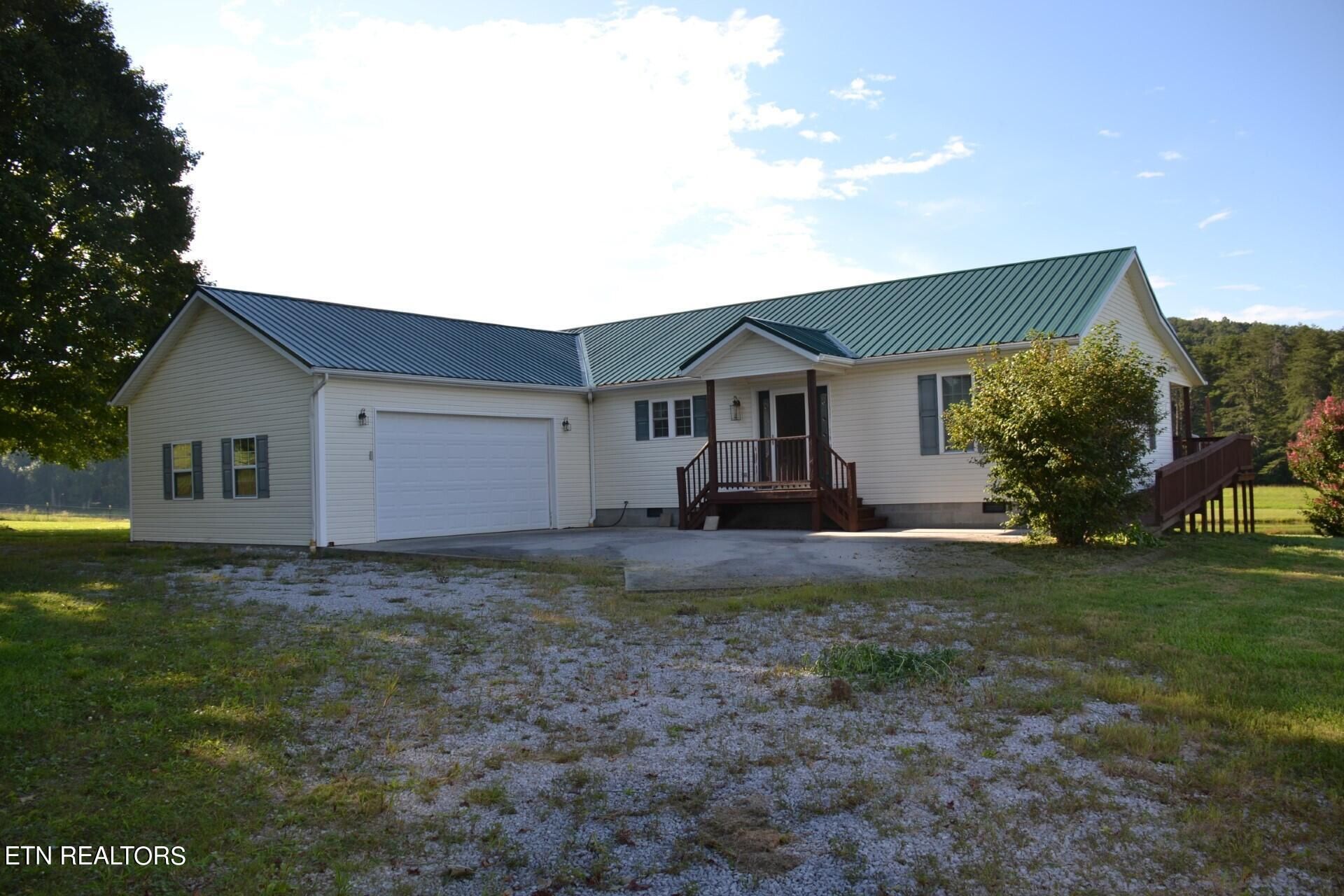 7622 Newton Road, Crossville, TN 38572 Land and Farm