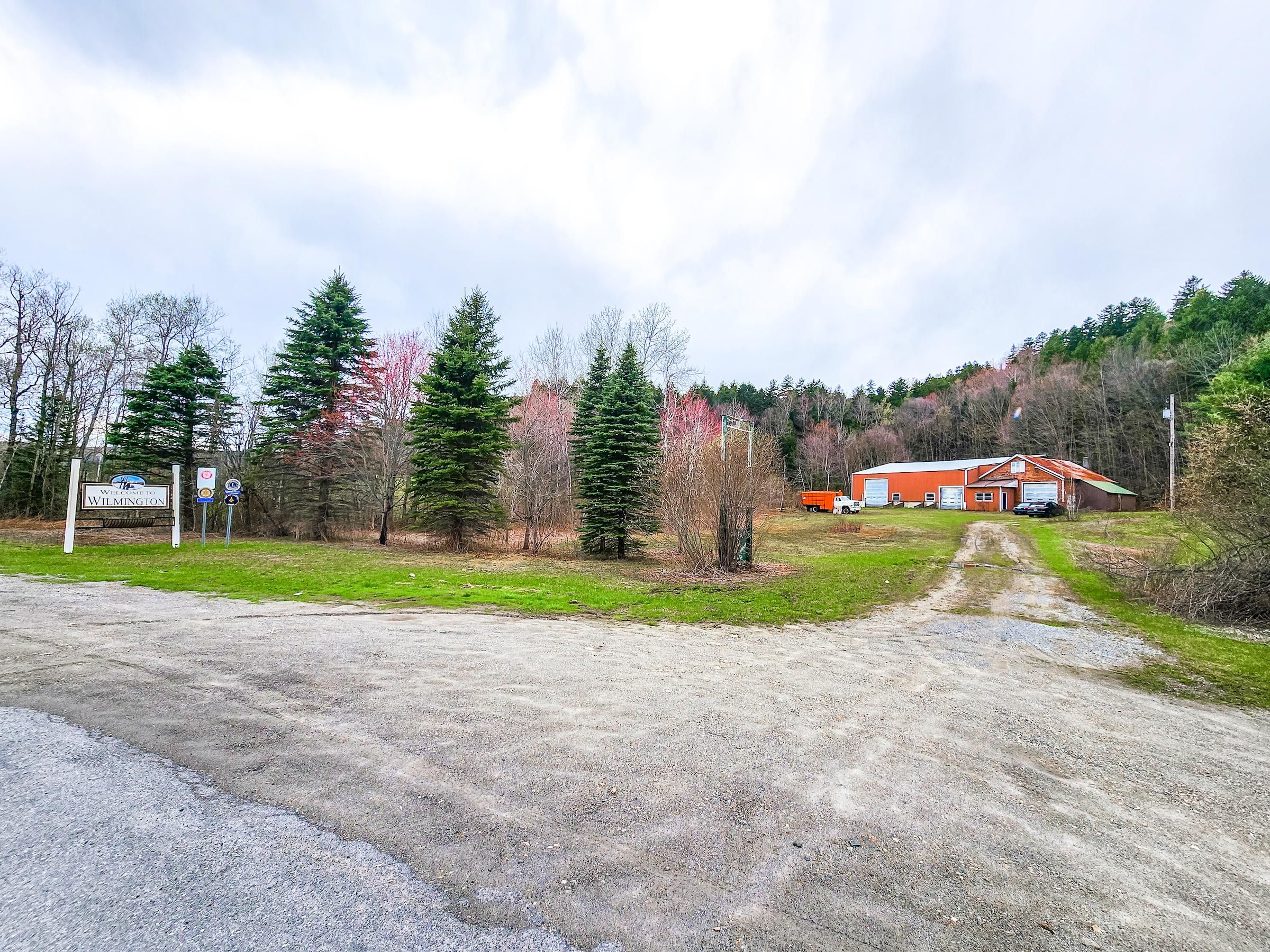 874 VT100, Wilmington, VT 05363 Land and Farm