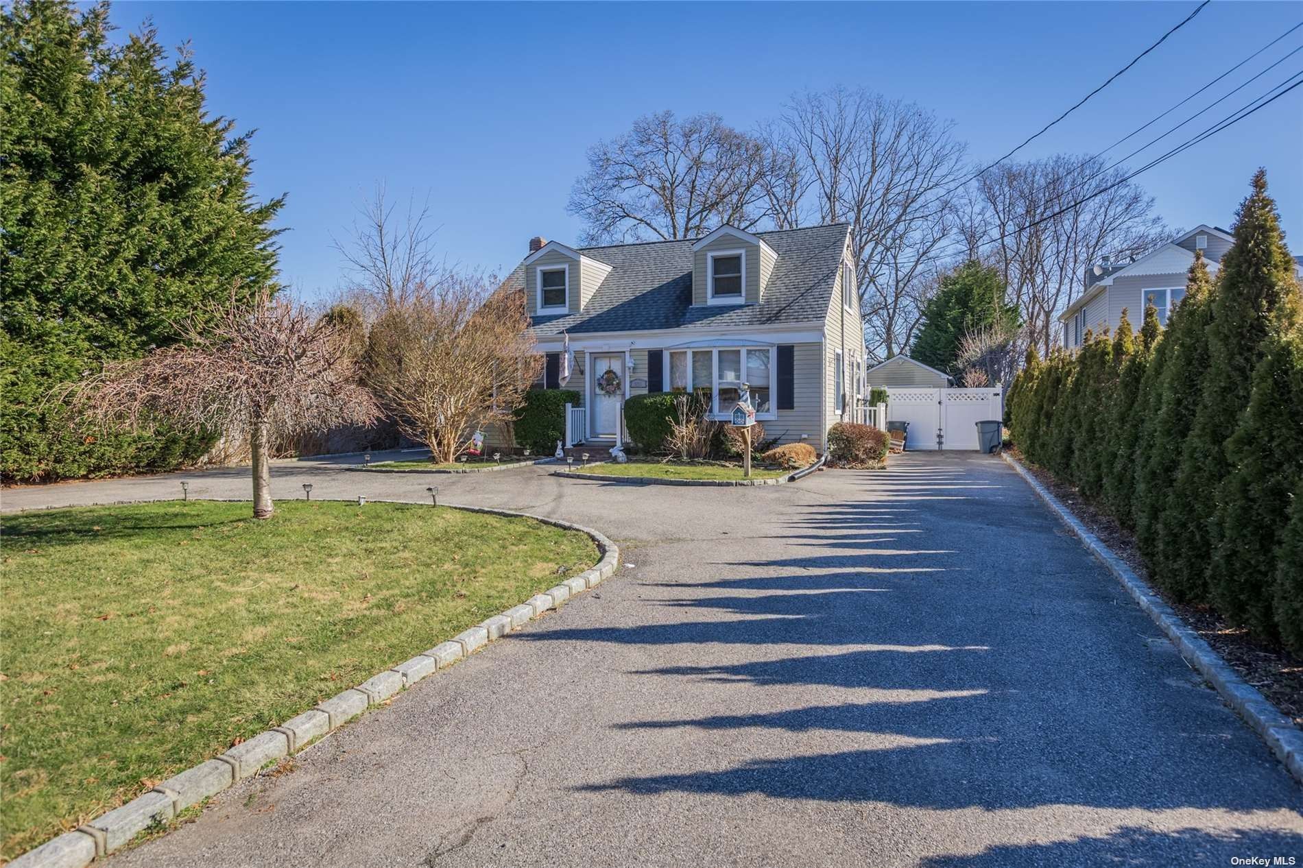 0.28 Acres, 275 Lakeland Avenue, Sayville, NY 11782 Land and Farm