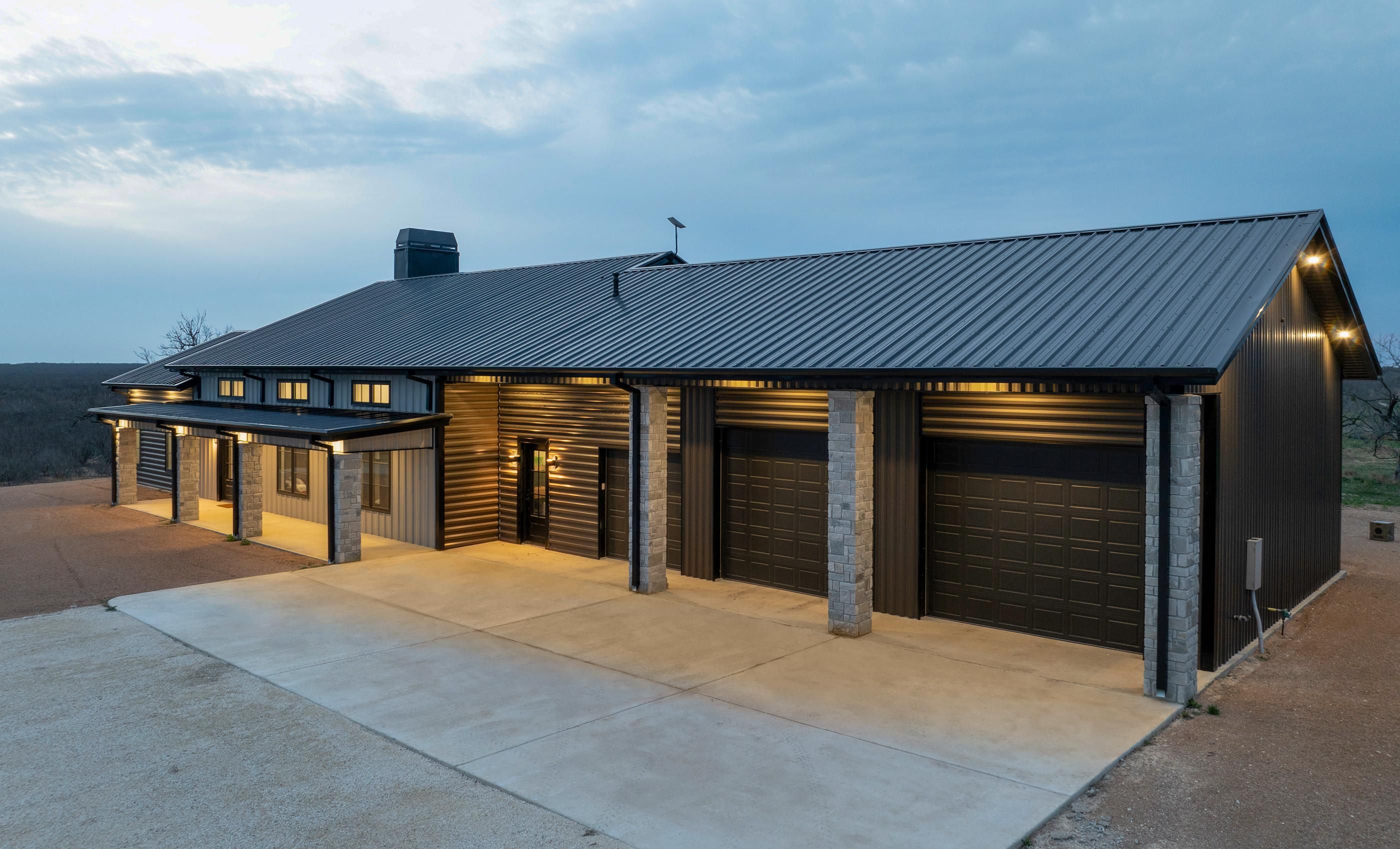 2,160 acres in La Pryor, TX, 78872 Land and Farm