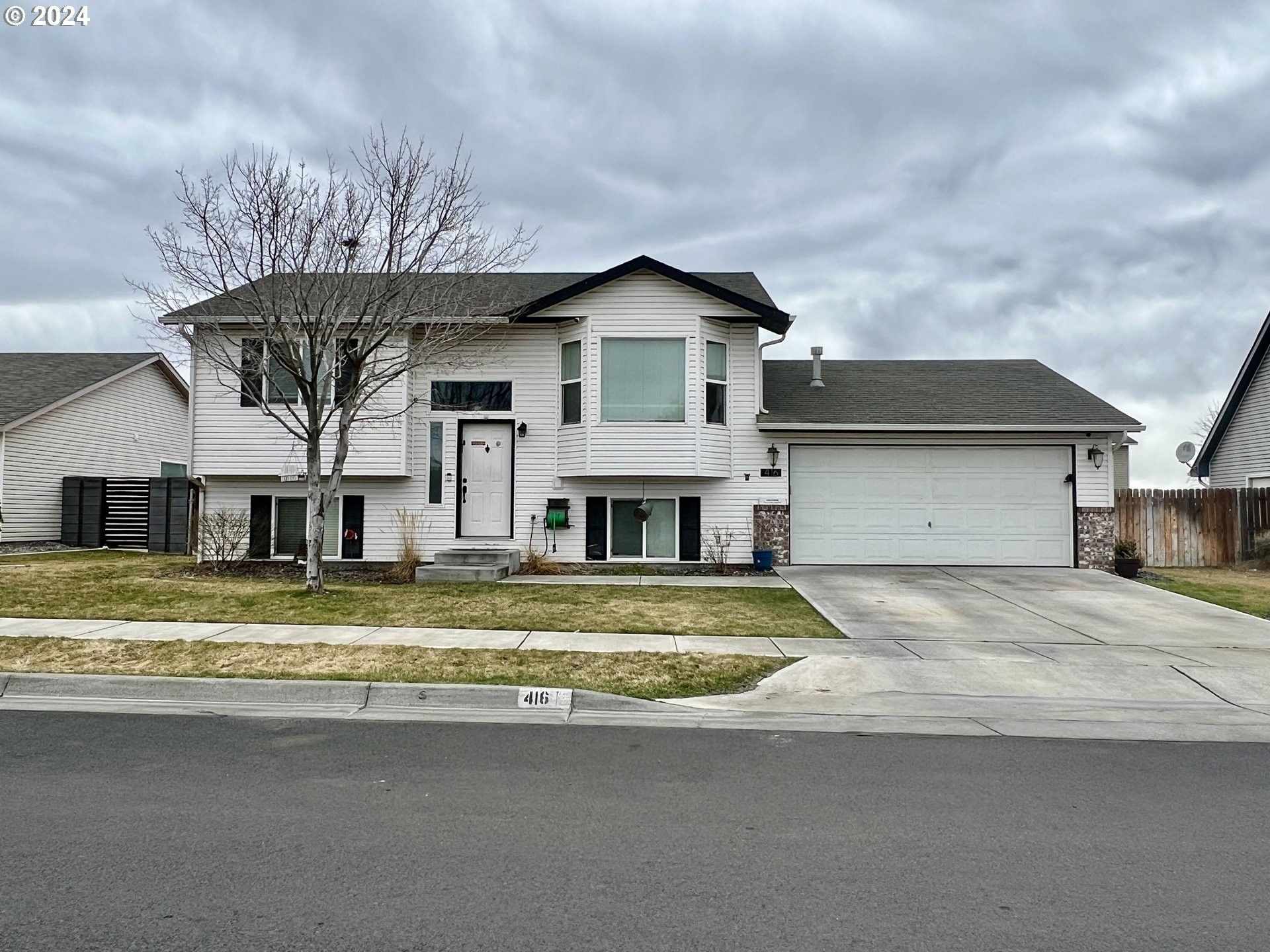 0.17 Acres, 416 E OREGON AVE, Hermiston, OR 97838 Land and Farm