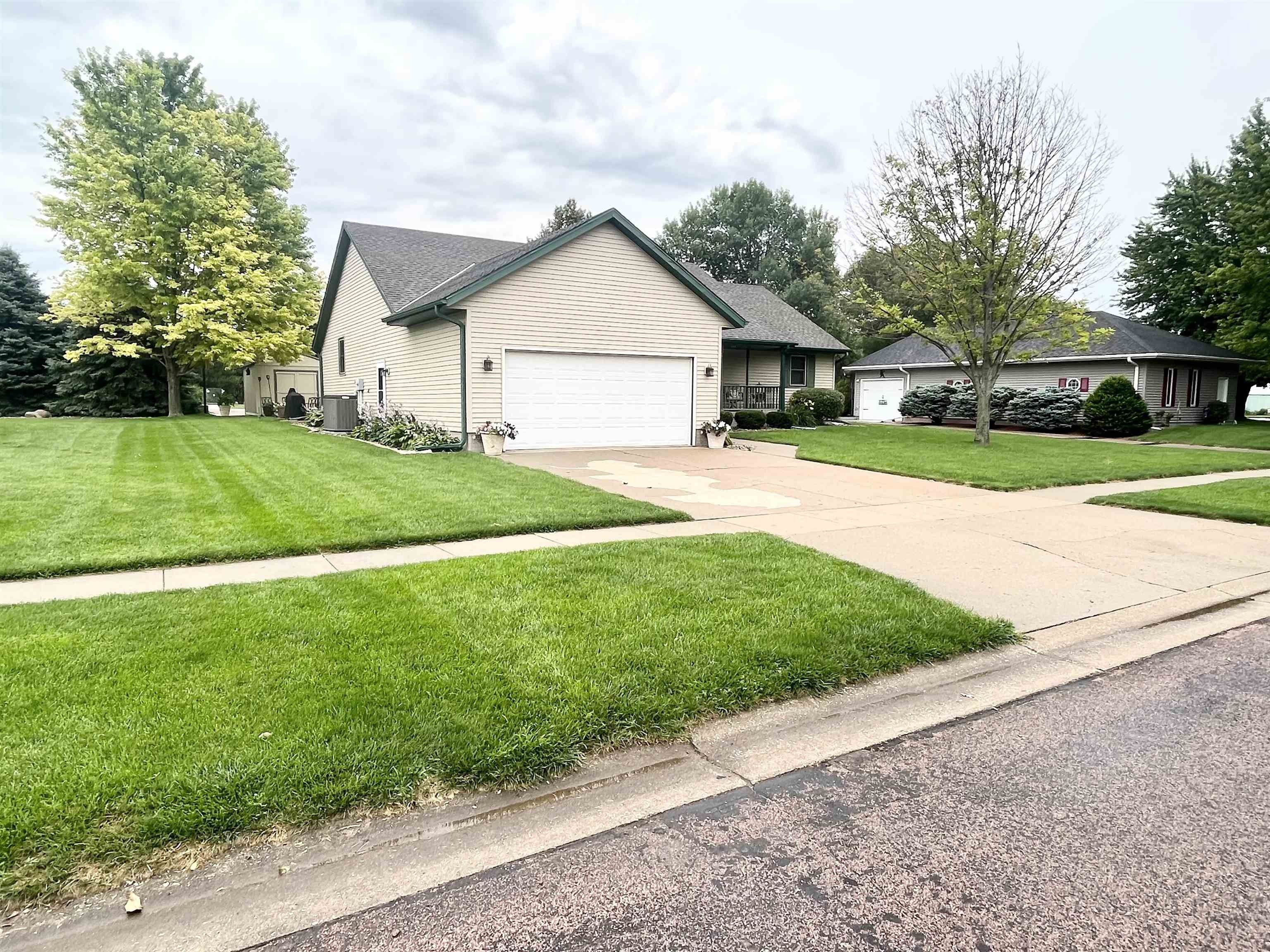 0.29 Acres, 132 Green Court Drive, Elk Point, SD 57025 Land and Farm