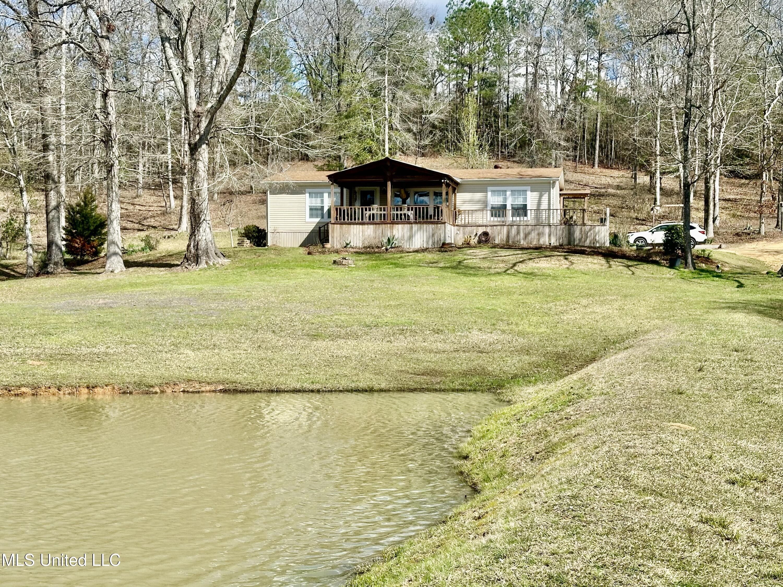 126 Batton Lake Drive, Mendenhall, MS 39114 MLS 4073904 Land and Farm