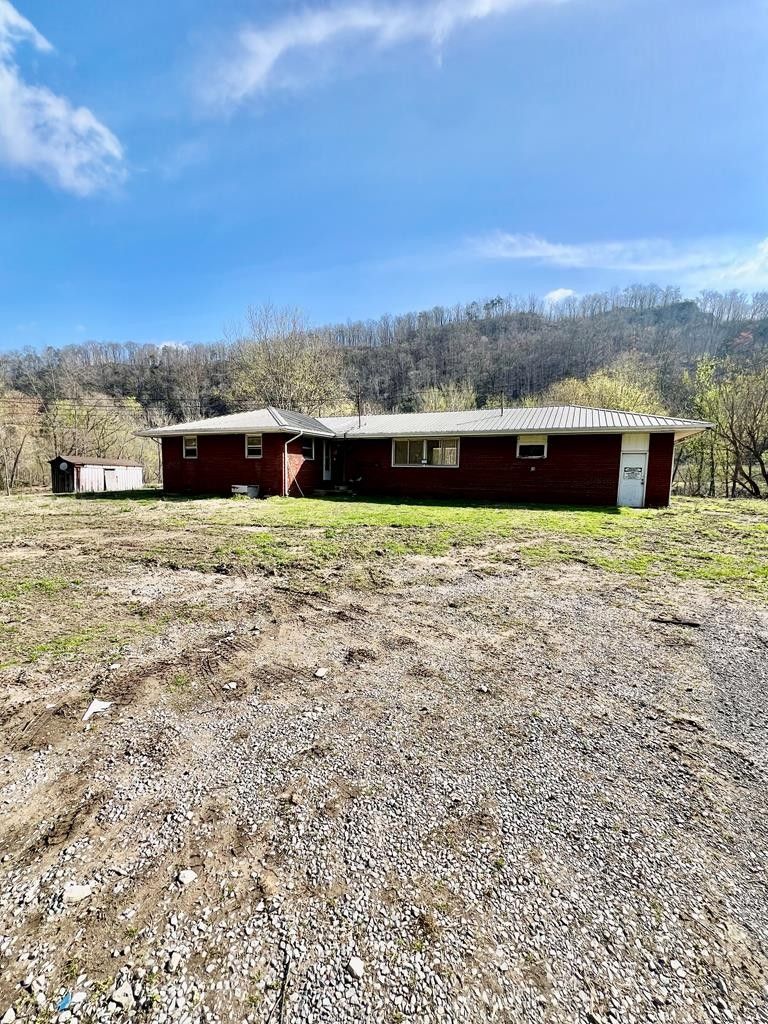 6 Acres, 160 Fannin Lane, Prestonsburg, KY 41653 Land and Farm