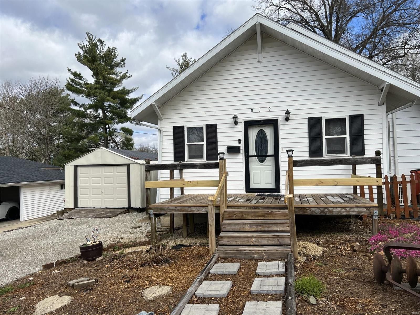 0.21 Acres, 819 West Gallatin Street, Vandalia, IL 62471 Land and Farm