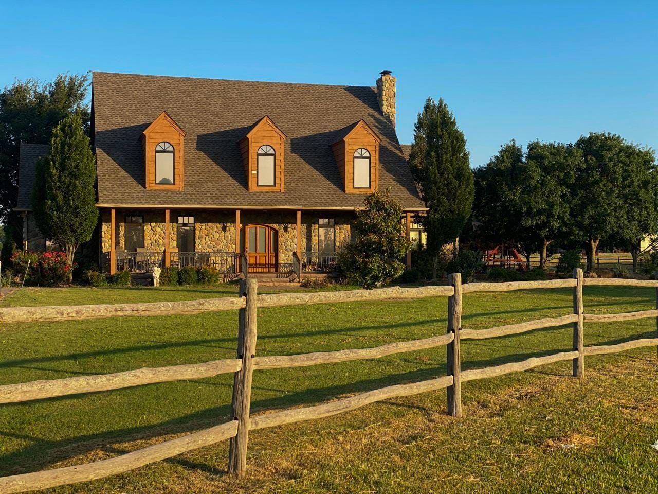 13726 N COUNTY ROAD 3350, Stratford, OK 74872 Land and Farm