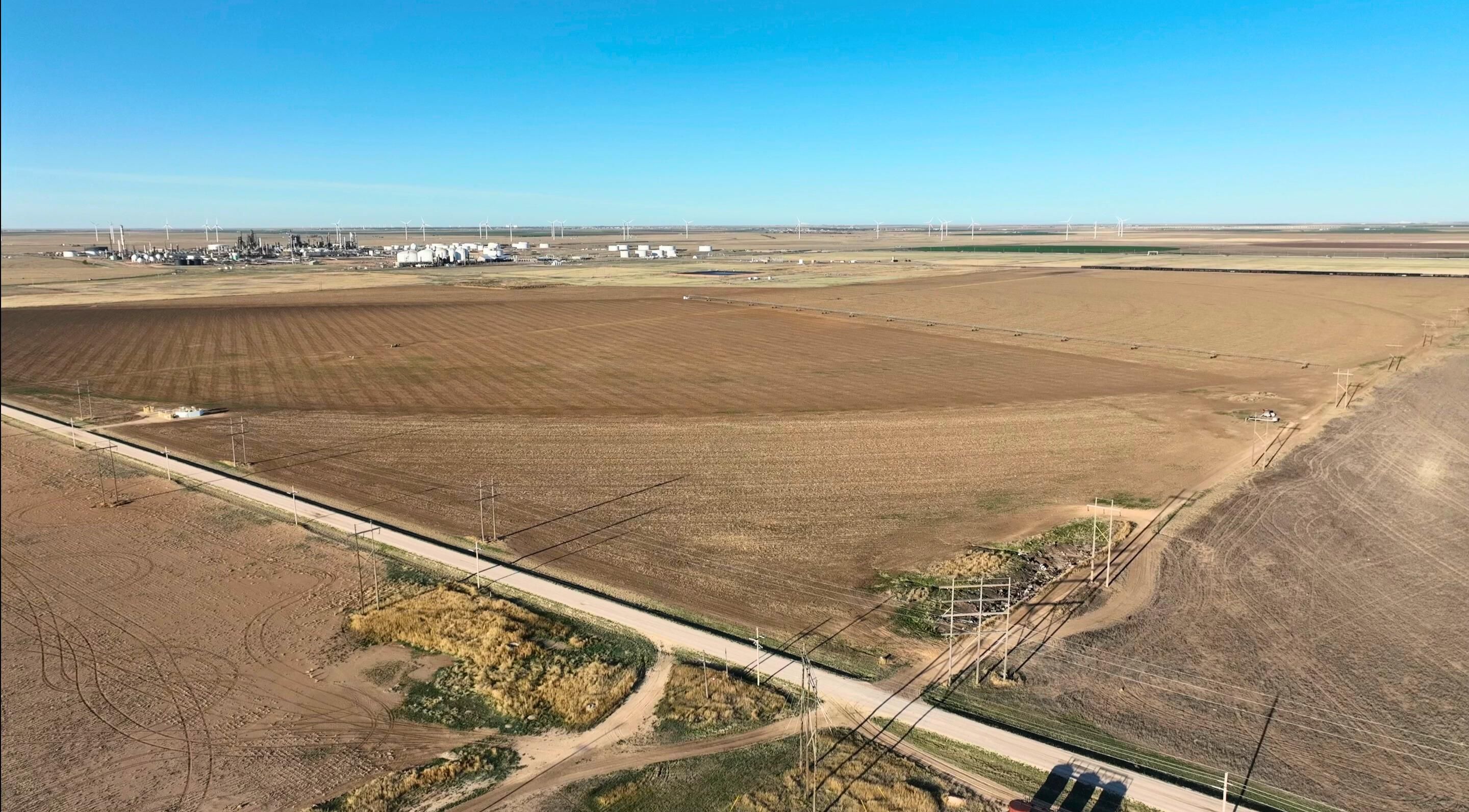 956 acres in Sunray, TX, 790291163 MLS 243347 Land and Farm