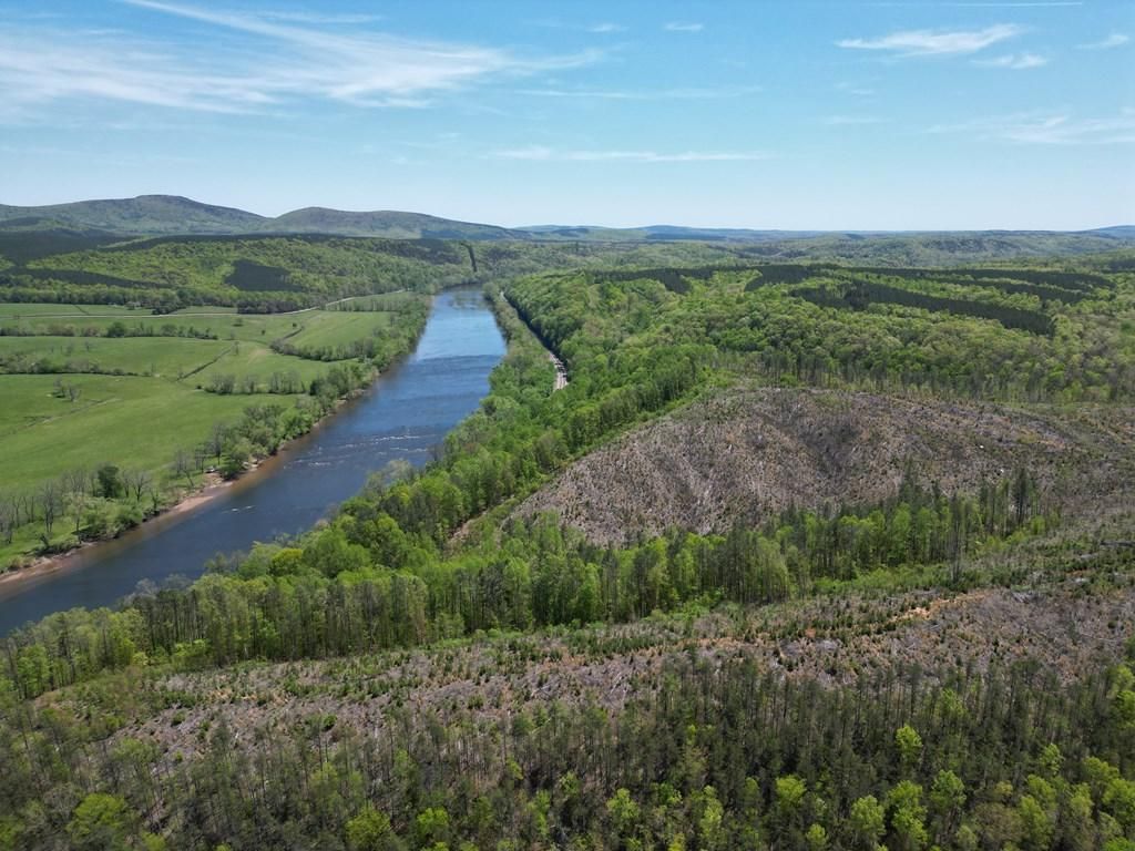 3270 Buffalo Station Drive, Gladstone, VA 24553 MLS 4500769310 Land and Farm