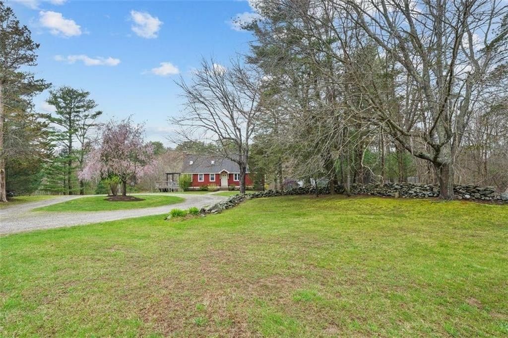 14 Acres, 2285 Providence Pike, North Smithfield, RI 02896 Land and Farm