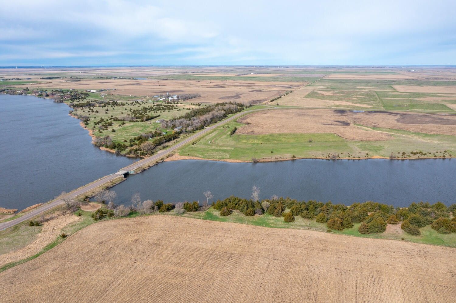 12688 Playa Casa Drive, Aberdeen, SD 57401 MLS 24345 Land and Farm