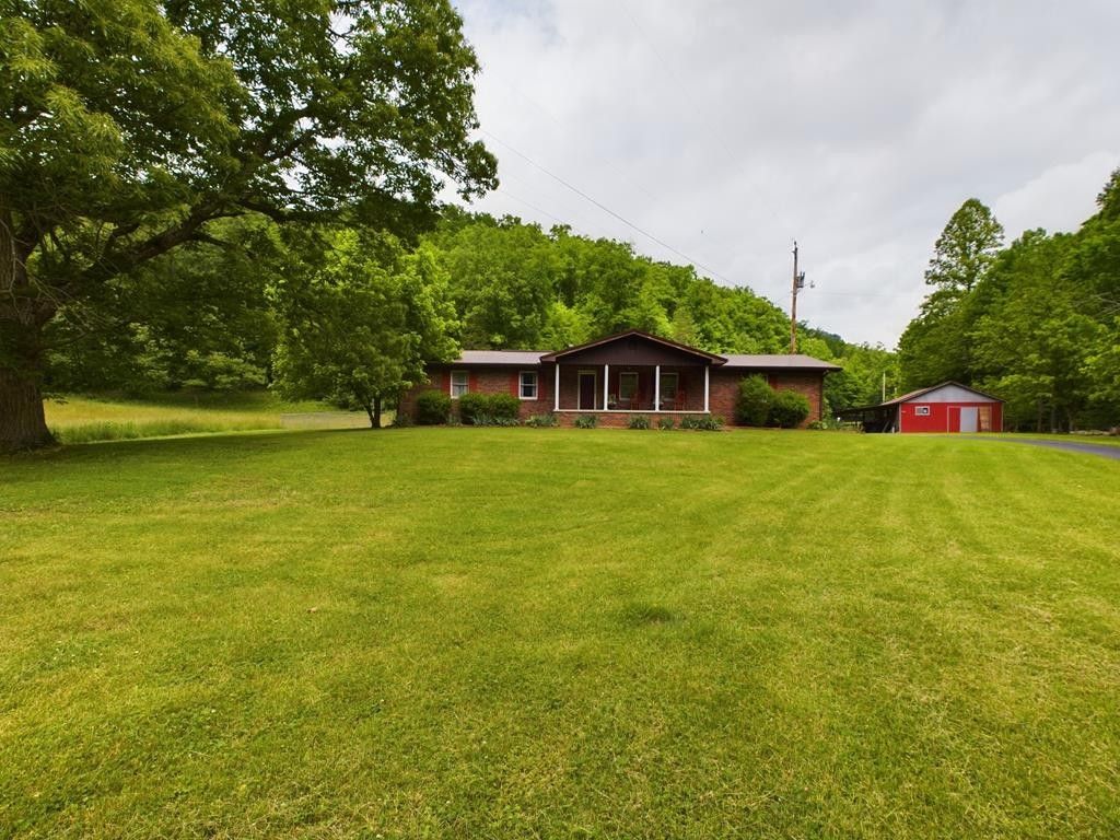 550 Acres, 345 Left Fork of Long Fork, Virgie, KY 41572 Land and Farm