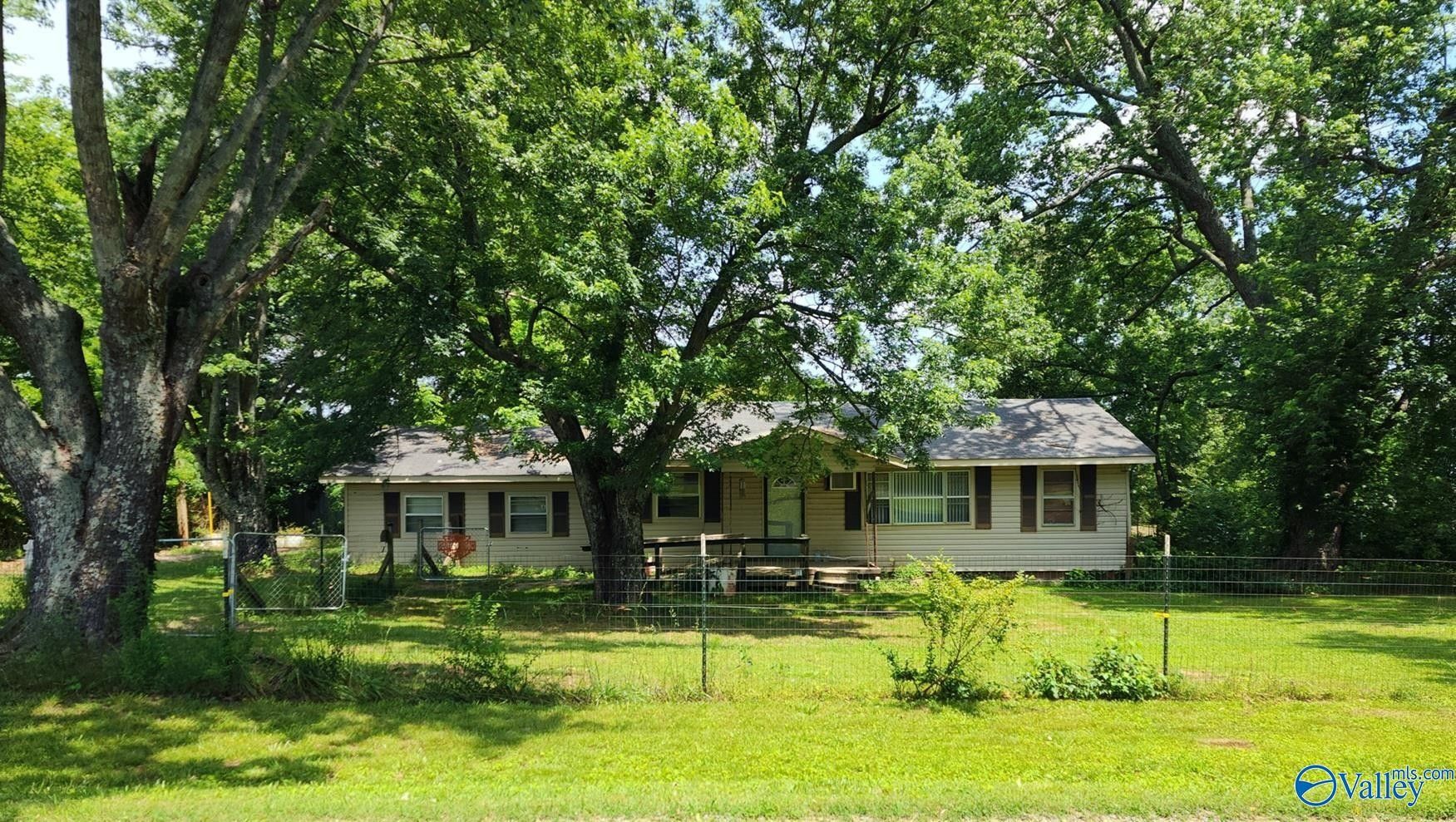 111 County Road 1755, Holly Pond, AL 35083 MLS 21861066 Land and Farm