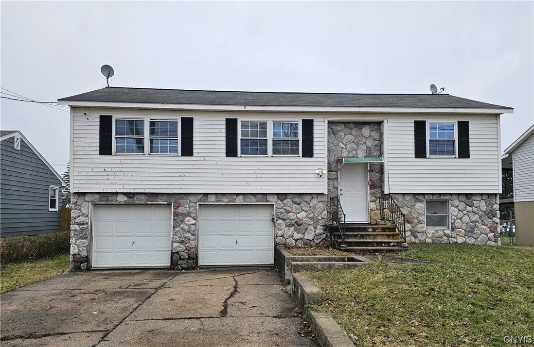 1227 Albany Street, Utica, NY 13501 MLS S1519656 Land and Farm