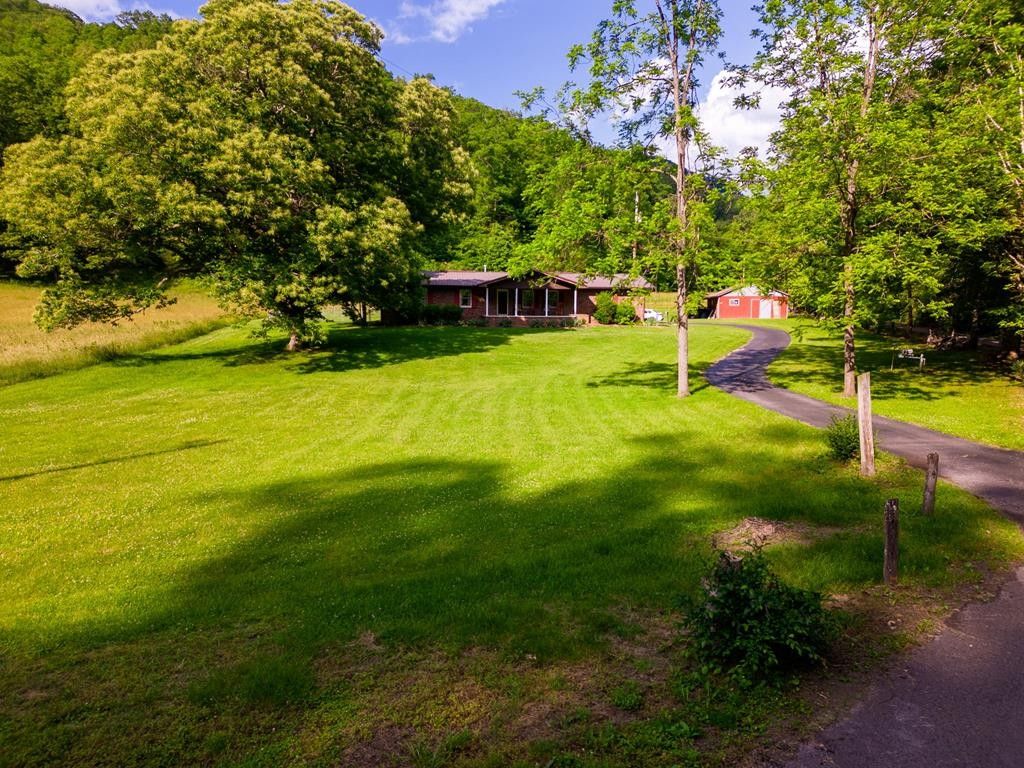 345 Left Fork of Long Fork, Virgie, KY 41572 MLS 122214 Land and Farm