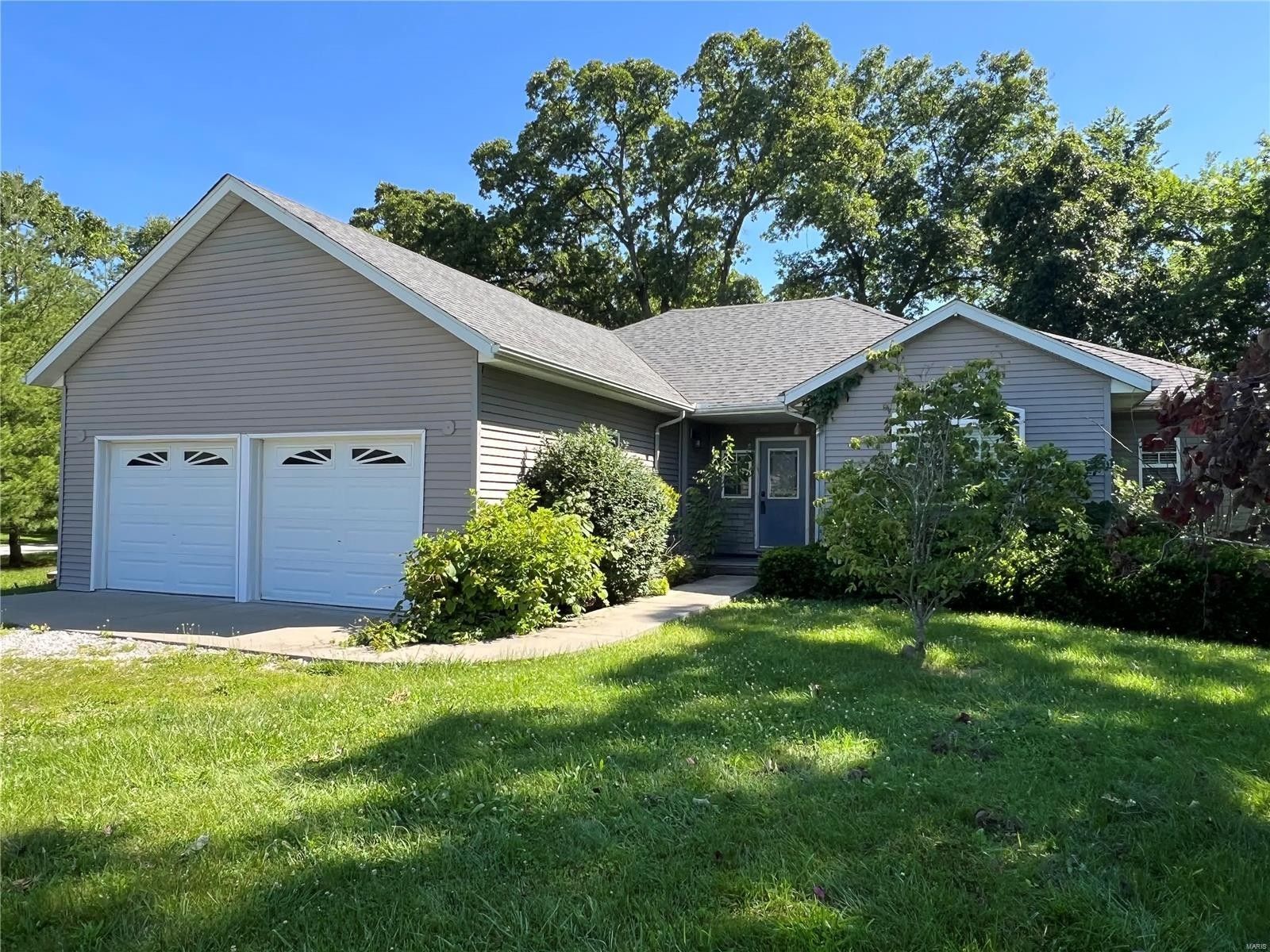 0.32 Acres, 11420 Catatoga Drive, Shipman, IL 62685 Land and Farm