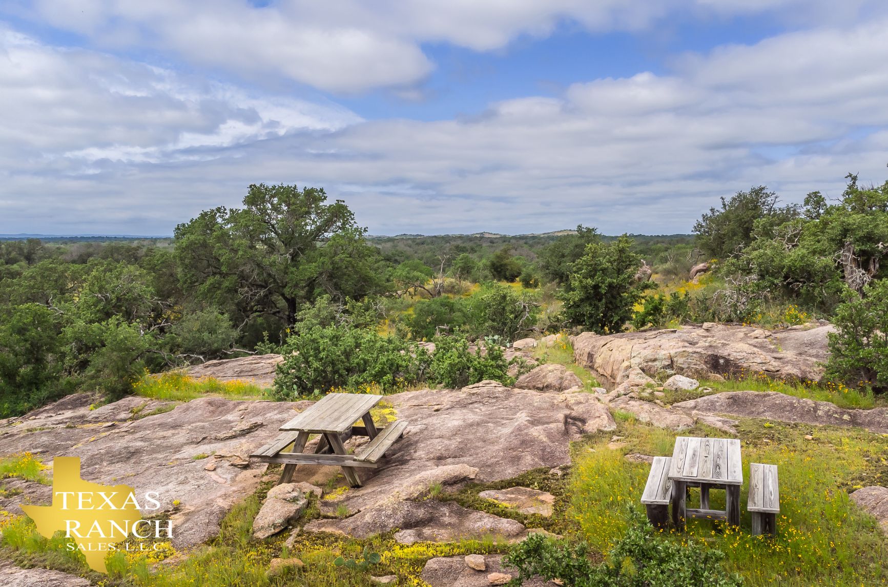 122 acres in Llano, TX, 78643 Land and Farm