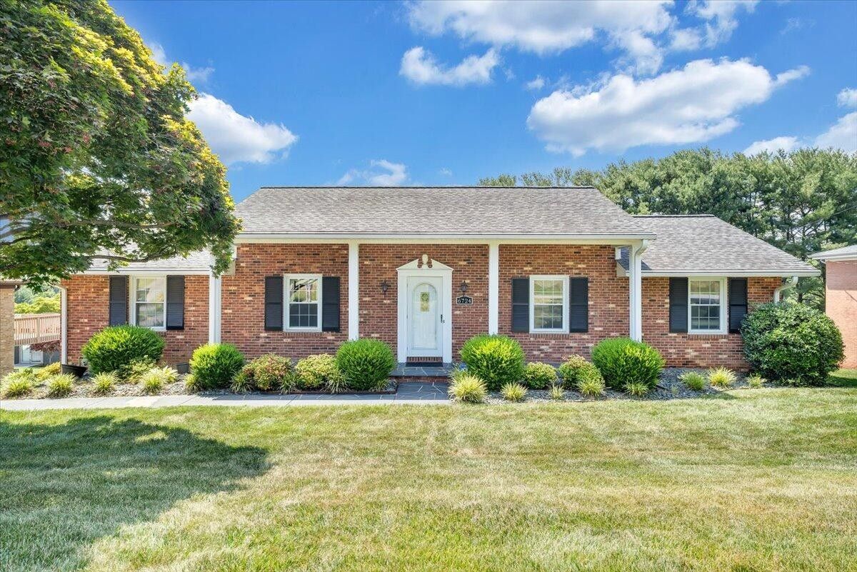 6724 Quail PL, Roanoke, VA 24019 MLS 908668 Land and Farm