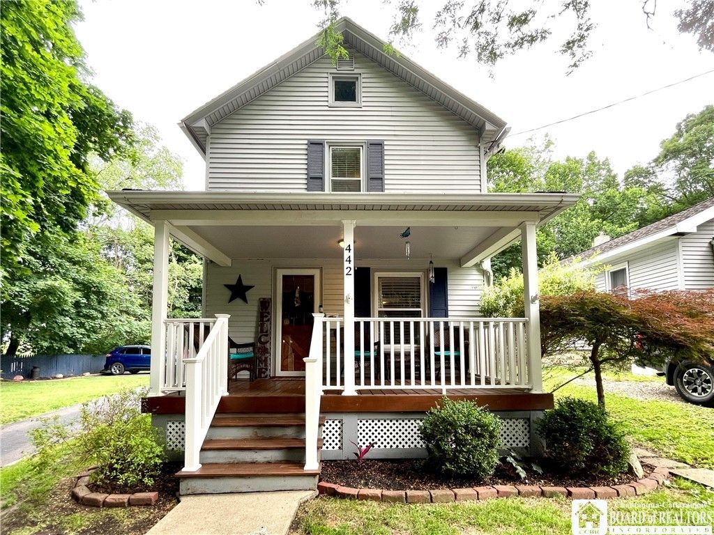 442 Hallock Street, Jamestown, NY 14701 MLS R1550137 Land and Farm