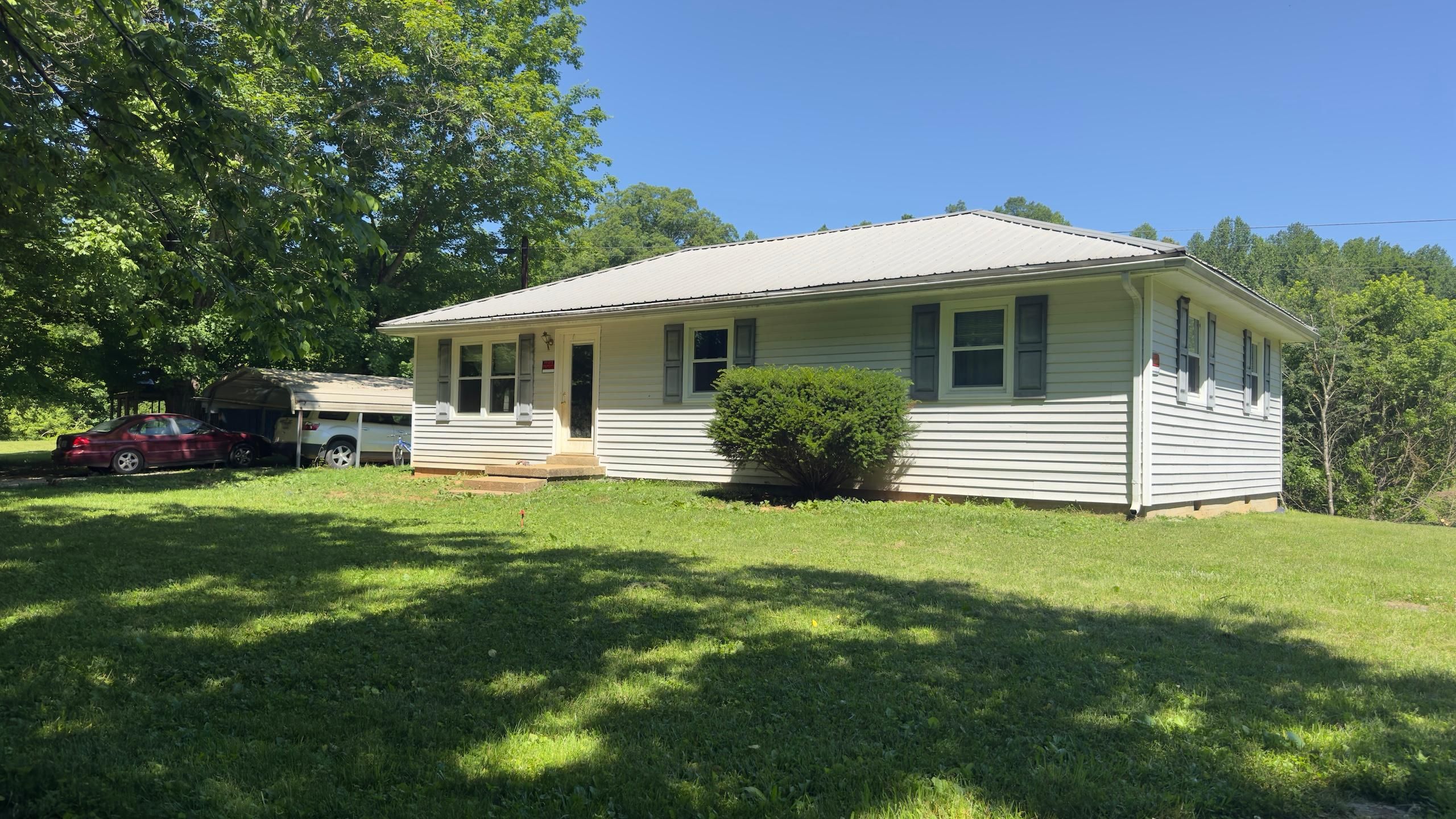 350 Tanyard Hollow Road, Munfordville, KY 42765 Land and Farm