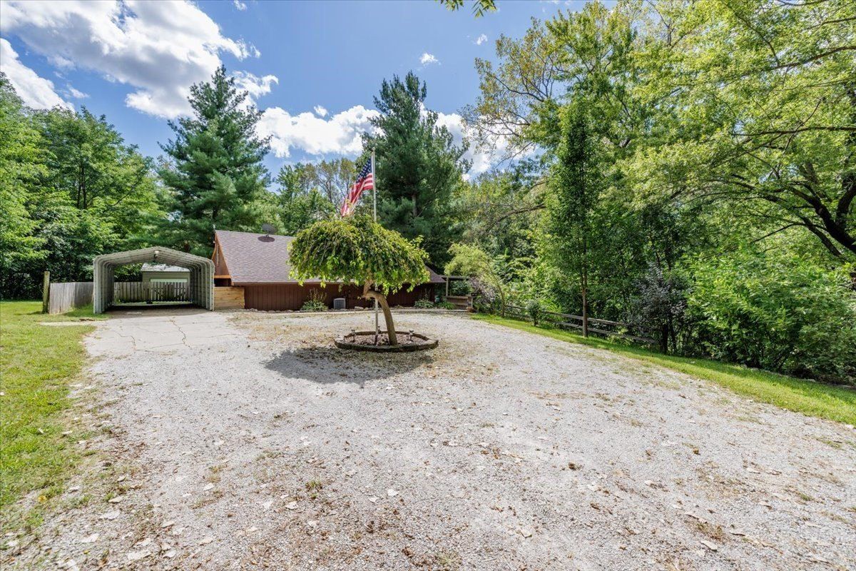 407 E Mckinney Street, Runnells, IA 50237 MLS 703504 Land and Farm