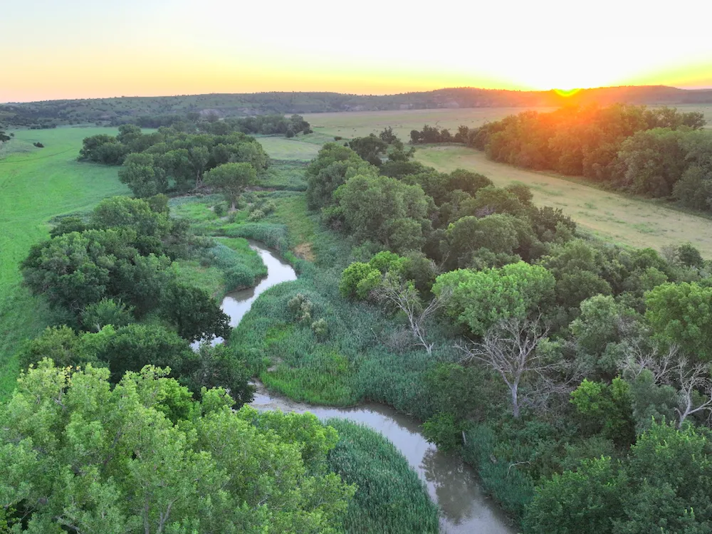 Kansas Farm Land for Sale over 500 Acres 24 Listings Land And Farm