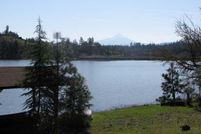 Waterfront Property in Jackson County, Oregon