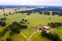 Riverfront Property in Bowie County, Texas