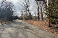 Property for sale in Richmond County, New York
