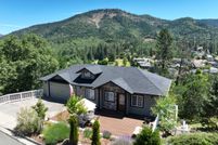 Property for sale in Josephine County, Oregon