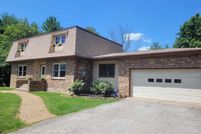 Ranch Property for sale in Jefferson County, Illinois